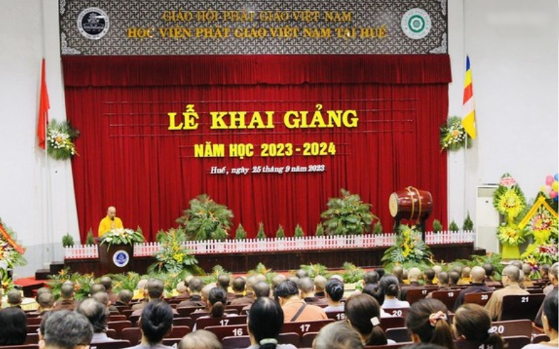 TT-Huế: Học viện Phật giáo khai giảng năm học 2023-2024